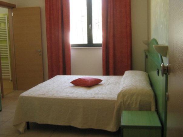 Villa Arneide Bed And Breakfast Torre Lapillo Chambre photo